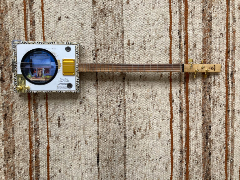 Cigar Box Guitar