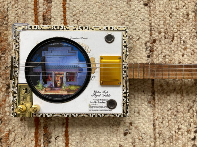 Cigar Box Guitar
