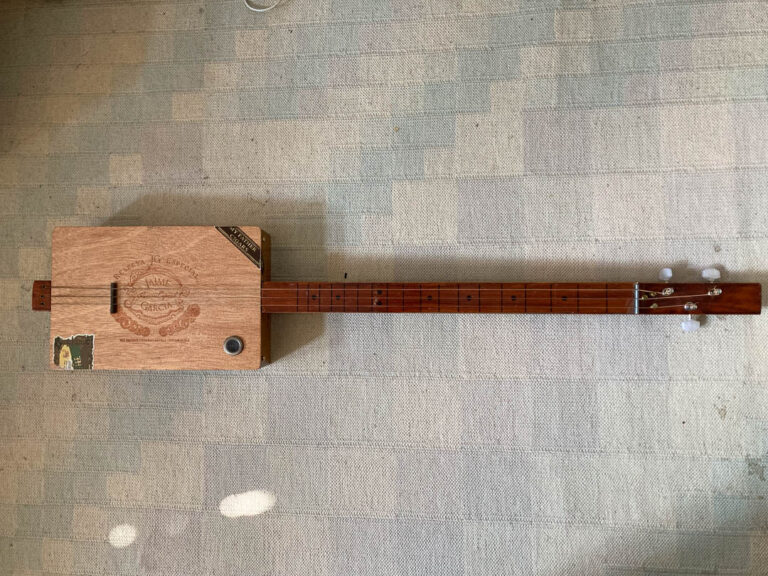 Cigar Box Guitar