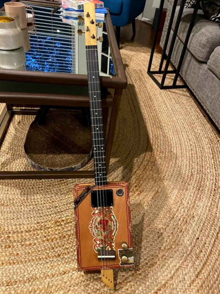 Cigar Box Guitar