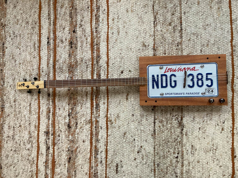 Cigar Box Guitar