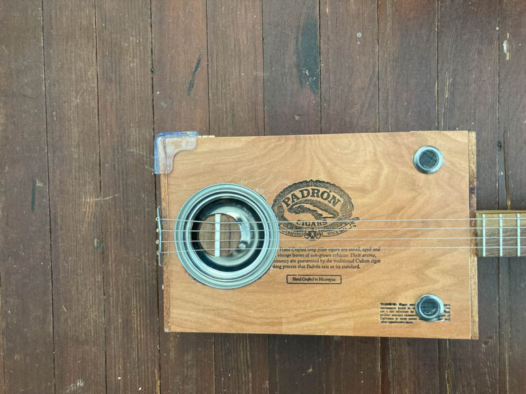 Cigar Box Guitar