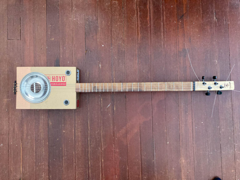 Cigar Box Guitar