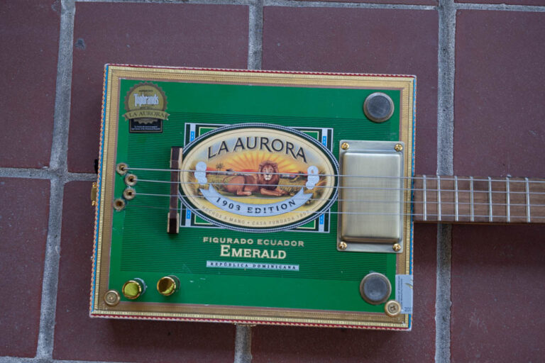 Cigar Box Guitar